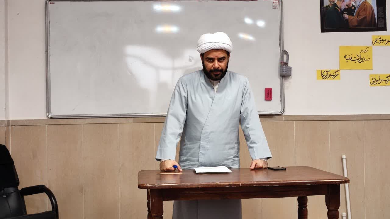 نحو کابردی و ترکیب بر اساس آیات قرآن کریم